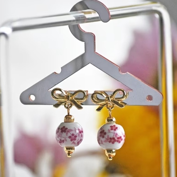 NEW Cute Gold and Pink Bow Cherry Blossom Ceramic Bead Earrings 🌸 main image 0